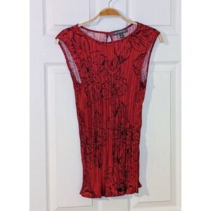 Kate‎ & Mallory Red Floral Pleated Top Sleeveless Blouse  Stretch Size M NWOT